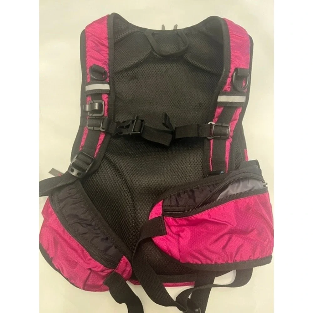 Mubasel Gear Hydration Backpack Unisex OS Magenta Good Insulated Hiking Pack